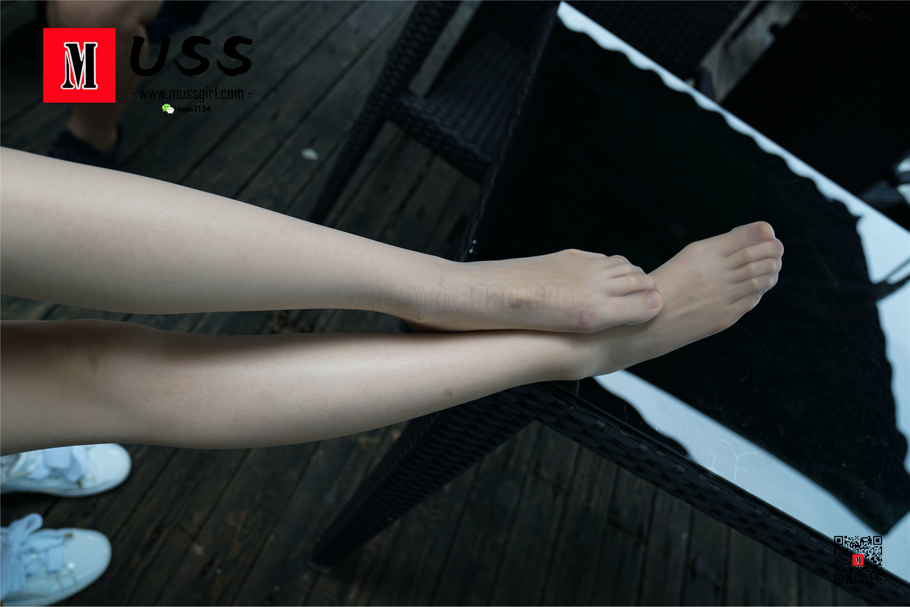 MussGirl慕丝女郎  NO.009 开心少女腿腿